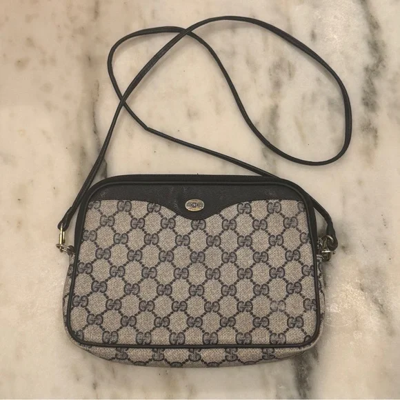 Vintage Gucci navy blue crossbody AUTHENTIC - Picture 1 of 8